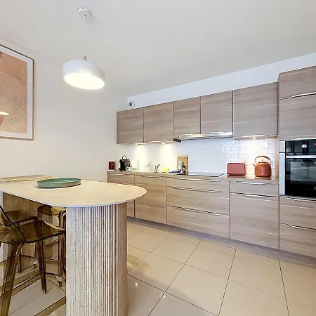 Apartment Hyper Centre 4 Personnes Carre Jaude